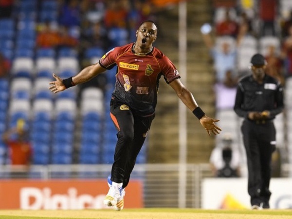 Dwayne Bravo becomes first bowler to take 500 T20 wickets